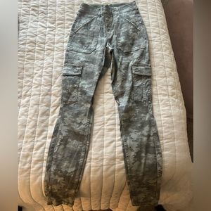 Spanx pants size small!